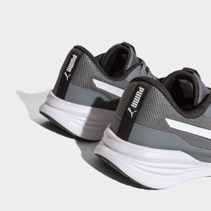 Zapatillas-Urbanas-Hombres-310040-03-Night-Runner-V3-GRIS-9.5
