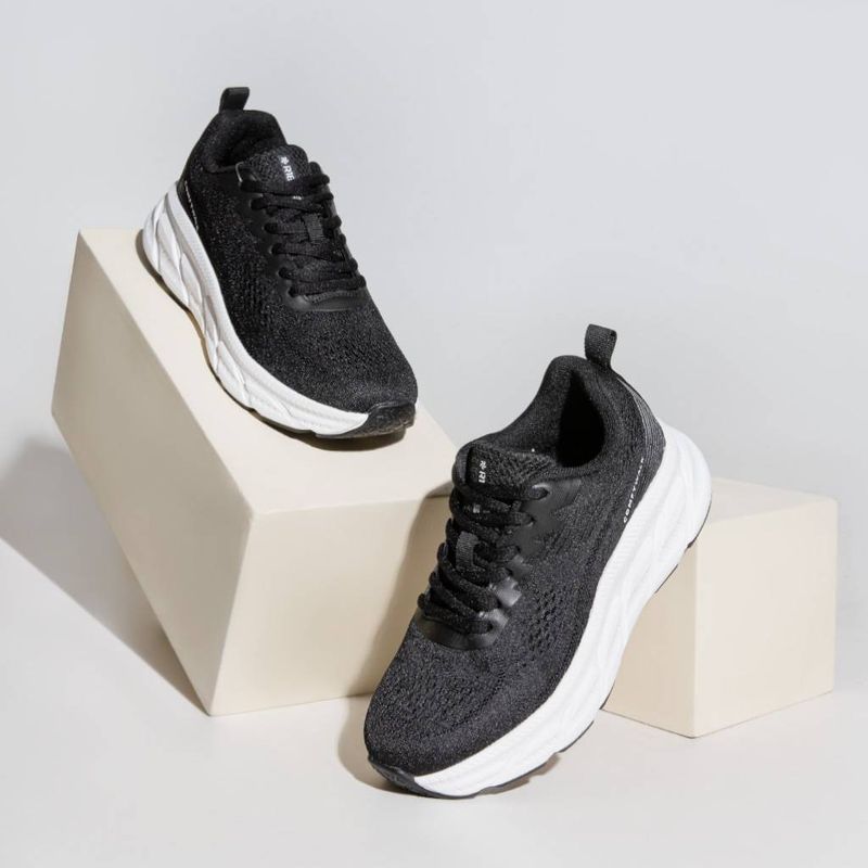 Zapatillas-Running-R18-Mujeres-R18-Cd115--NEGRO-40
