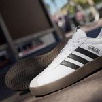 Zapatillas-Urbano-Adidas-Mujeres-Id8797-Vl-Court-3-0-Cuero-Blanco-8.0