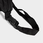 Canguro-R18-Unisex-R18-Tw00309-NEGRO-Talla-Unica