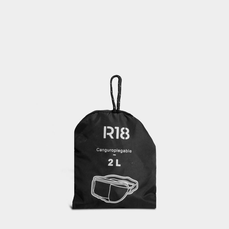 Canguro-R18-Unisex-R18-Tw00309-NEGRO-Talla-Unica