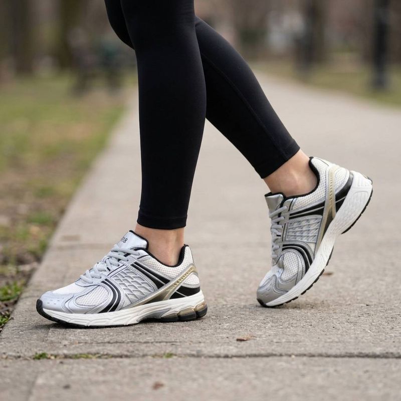Zapatillas-Urbanas-Mujer-R18-New-York-BLANCO-DORADO-NEGRO-36-8